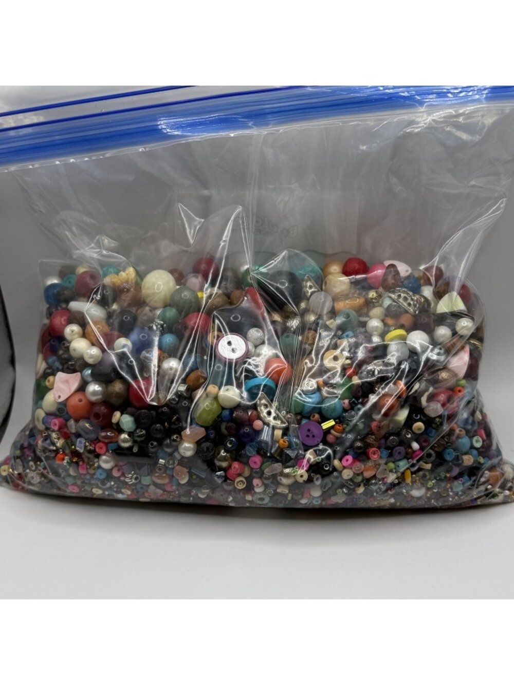 4lb Lot Of Mexed Beads Glass, Metal, Plastic, Clay, Wood